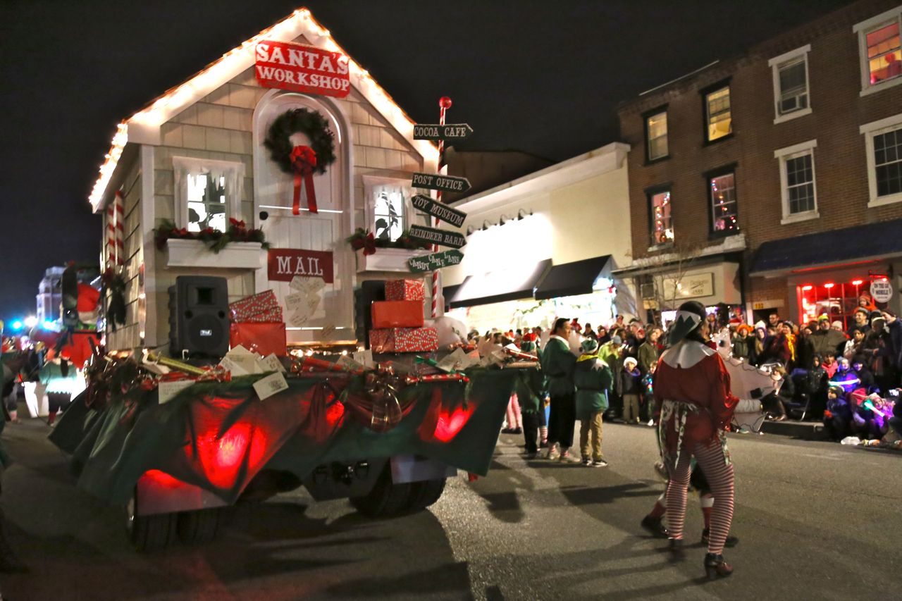 Andrew L. Hicks, Jr. Foundation West Chester Christmas Parade 2016